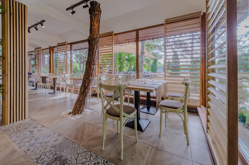 Bucatar montaj